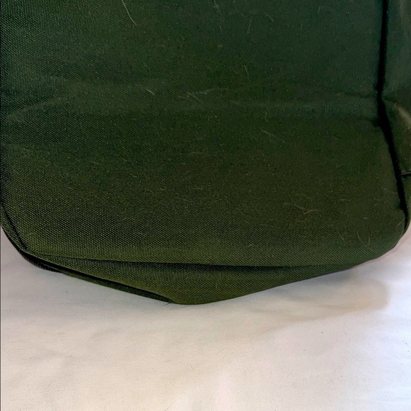 Beichad Green and Tan Duffel Bag for Men - Picture 10 of 10